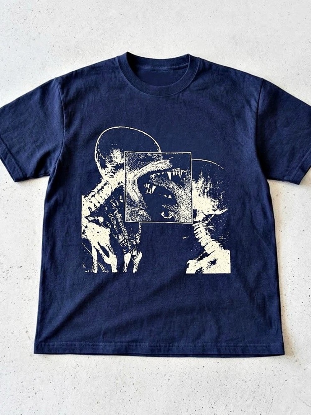 Navy Blue skull Graphic Tee Like New